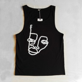 Camiseta negra de tirantes